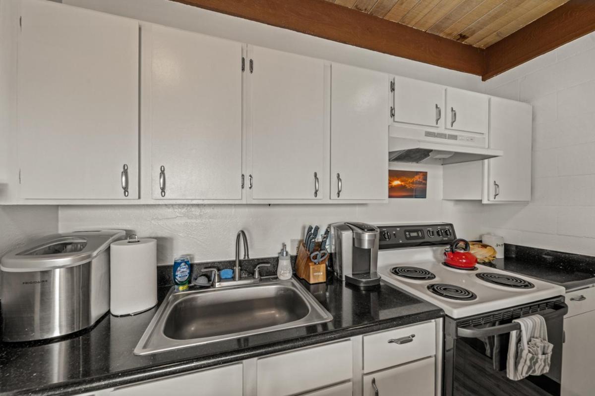 Newly Upgraded 1Br Unit Near Beach Max Of 5 Guests Кайлуа Кона Екстериор снимка